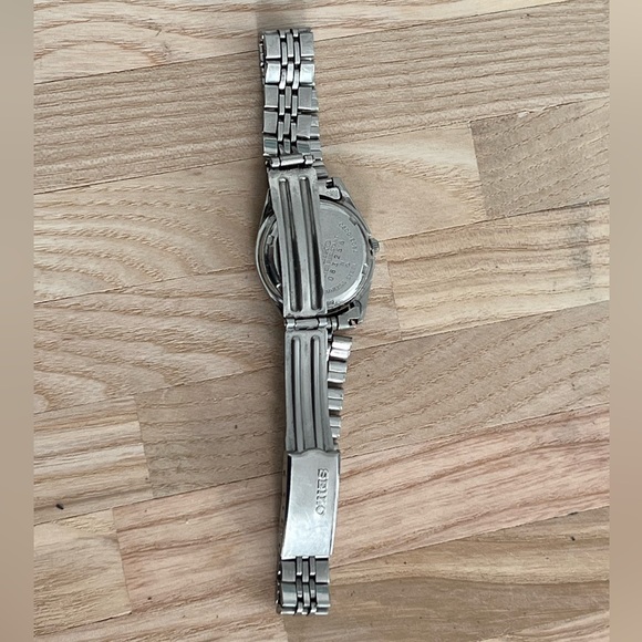 Seiko Ladies Watch Vintage Stainless Bracelet White Dial Date Window - Picture 8 of 11